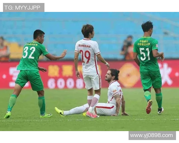 成都羽毛球队以99分领跑大师赛积分榜展现强劲实力